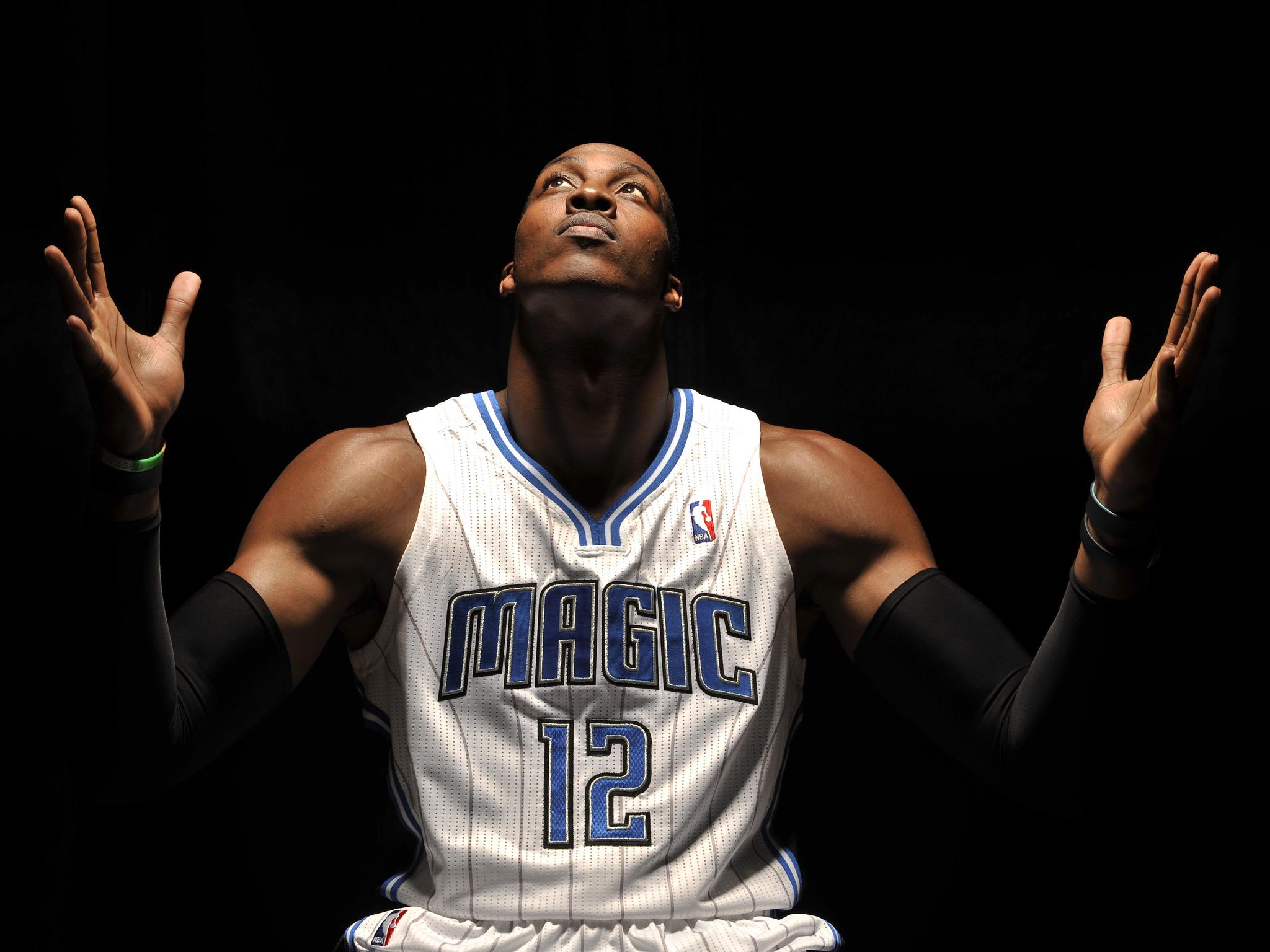 媒体人：邓涵文与云南玉昆更接近，重庆和铁人也有想法（知情人士称邓涵文更接近云南玉昆，重庆与铁人亦有意）