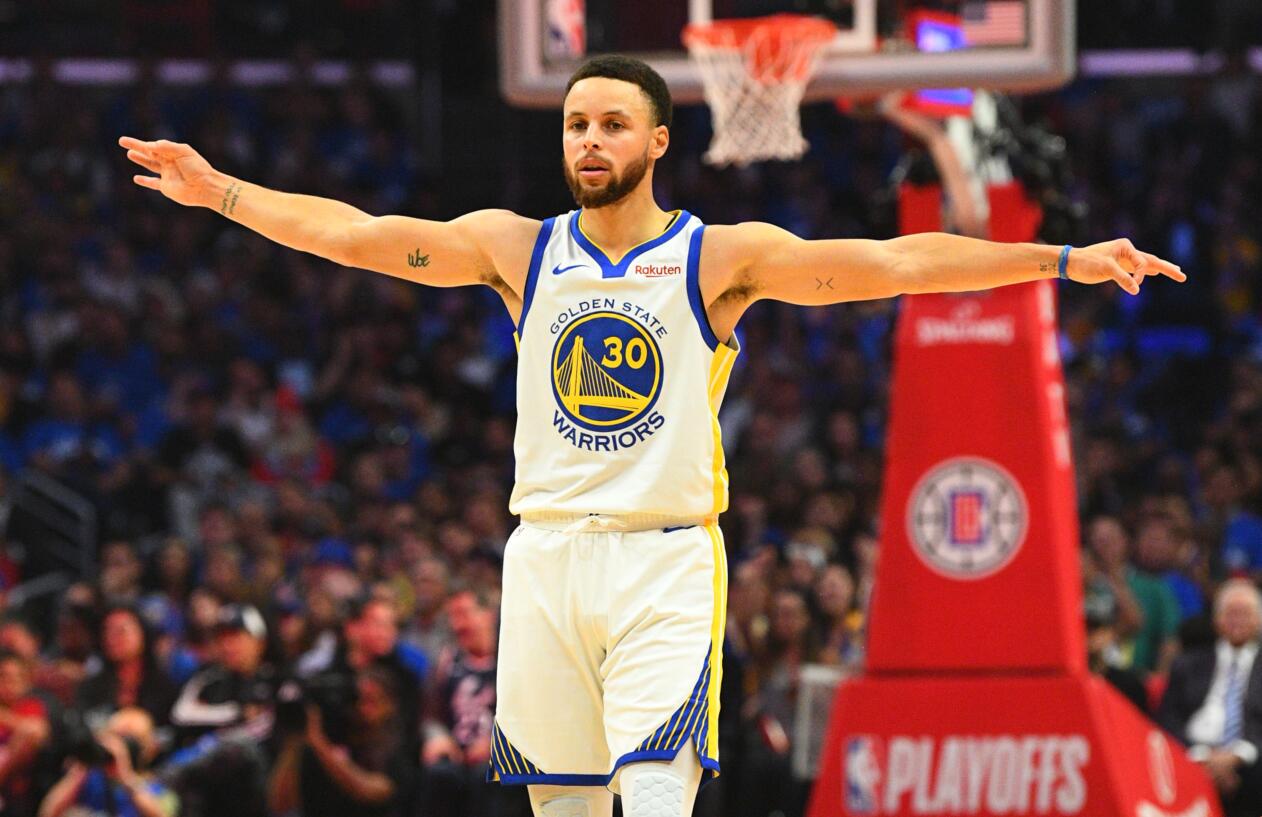 连续支持球队86年的皇家社会1号会员去世，享年96岁（陪伴皇家社会86年的1号会员逝世，享年96岁）